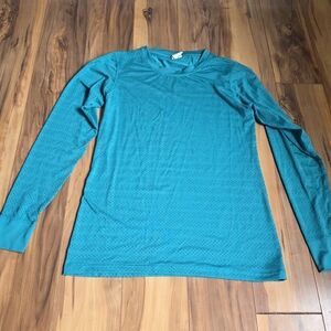 Zyia long sleeve Chill tee Small